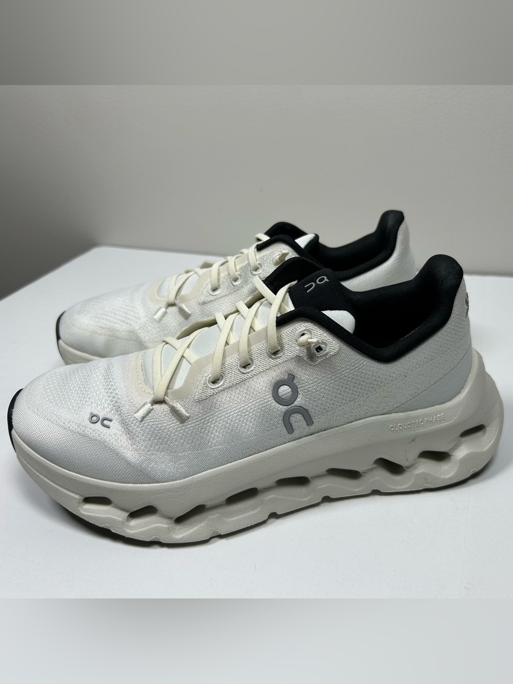 On Running Women’s Cloudtilt Sneakers